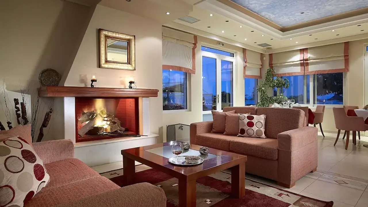 Avantis Suites Hotel