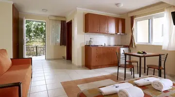 Avantis Suites Hotel