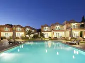 Avantis Suites Hotel