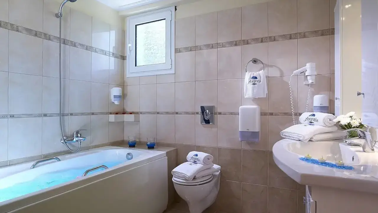 Avantis Suites Hotel