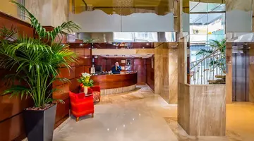 Avenida Hotel