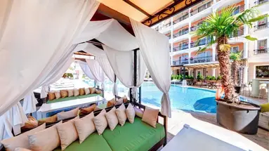 Avenue Deluxe Aparthotel
