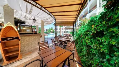Avenue Deluxe Aparthotel