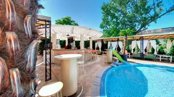 Avenue Deluxe Aparthotel
