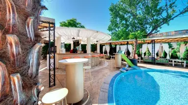 Avenue Deluxe Aparthotel