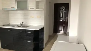 AVENUE DELUXE