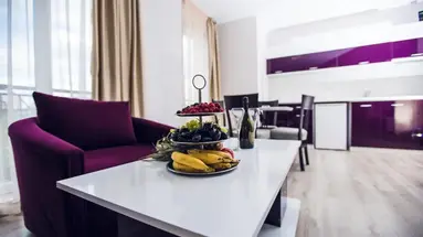 AVENUE DELUXE