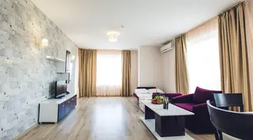 AVENUE DELUXE
