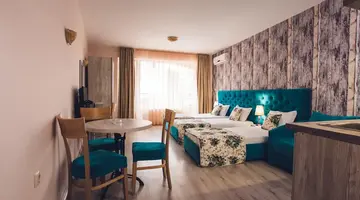 AVENUE DELUXE