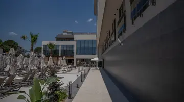 AVIA RESORT & SPA