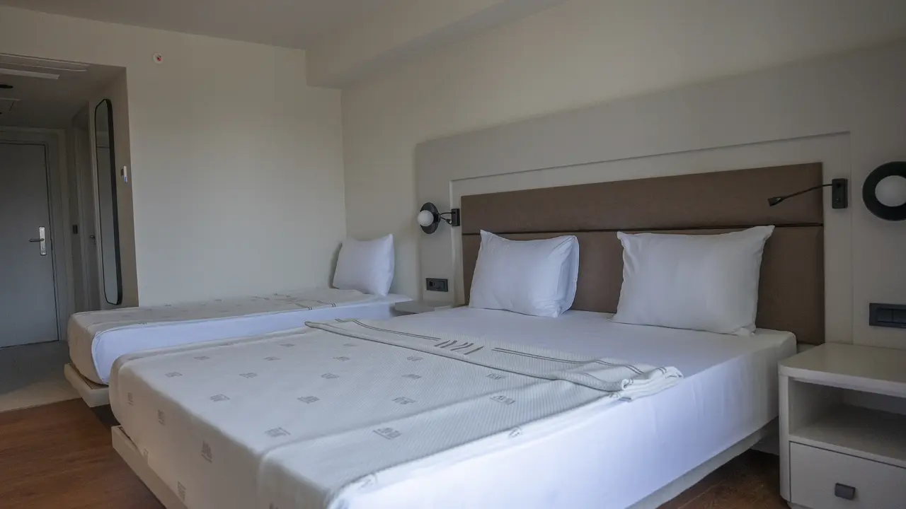 AVIA RESORT & SPA
