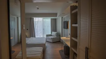 AVIA RESORT & SPA