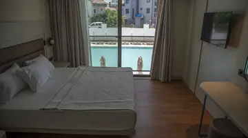 AVIA RESORT & SPA