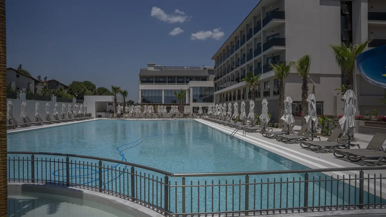 AVIA RESORT & SPA