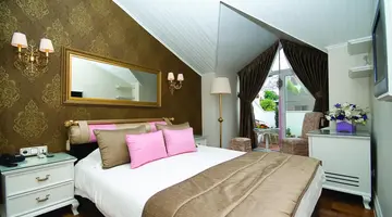 Avicenna Hotel