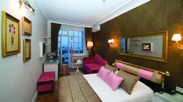 Avicenna Hotel