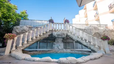 Avlida Hotel