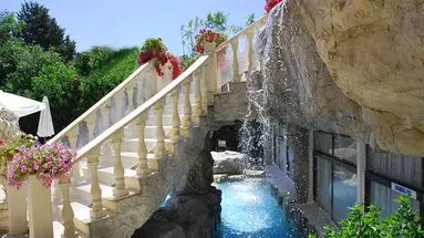 Avlida Hotel