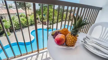 Avlida Hotel