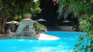 Avlida Hotel