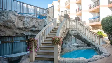Avlida Hotel