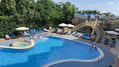 Avlida Hotel