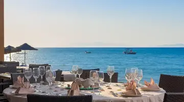Avra Beach Resort Hotel and Bungalows