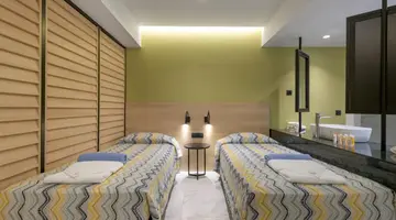 Avra Beach Resort Hotel & Bungalows