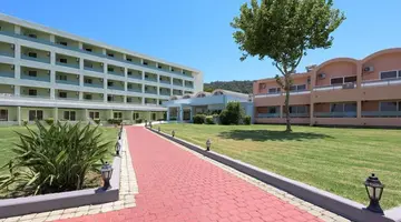 Avra Beach Resort
