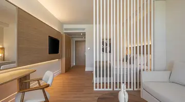 AVRA IMPERIAL HOTEL
