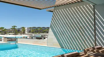 AVRA IMPERIAL HOTEL