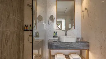 AVRA IMPERIAL HOTEL