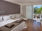 AVRA IMPERIAL HOTEL