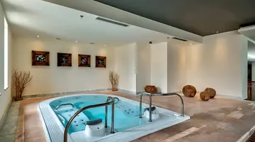 Avra Imperial Hotel