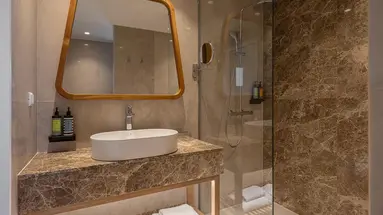 AVRA IMPERIAL HOTEL