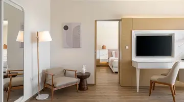 AVRA IMPERIAL HOTEL