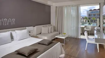 AVRA IMPERIAL HOTEL