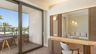 AVRA IMPERIAL HOTEL