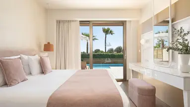 AVRA IMPERIAL HOTEL