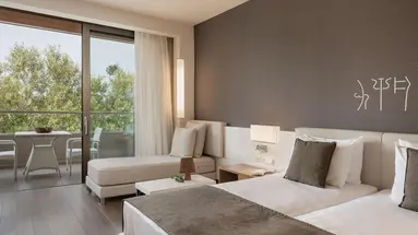 Avra Imperial