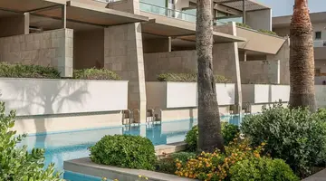 Avra Imperial