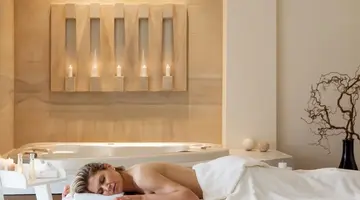 Avra Imperial