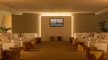 AVRA IMPERIAL