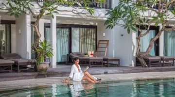 AWAY BALI LEGIAN CAMAKILA