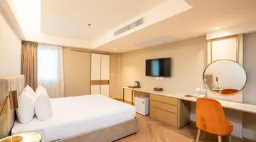 AWAY BANGKOK RIVERSIDE KENE