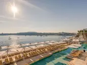 AX ODYCY Hotel