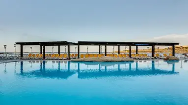 AX Sunny Coast Resort &amp Spa