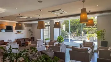 AX Sunny Coast Resort &amp Spa
