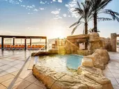 AX Sunny Coast Resort & Spa