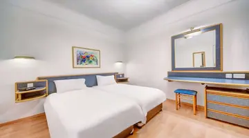 AX Sunny Coast Resort & Spa
